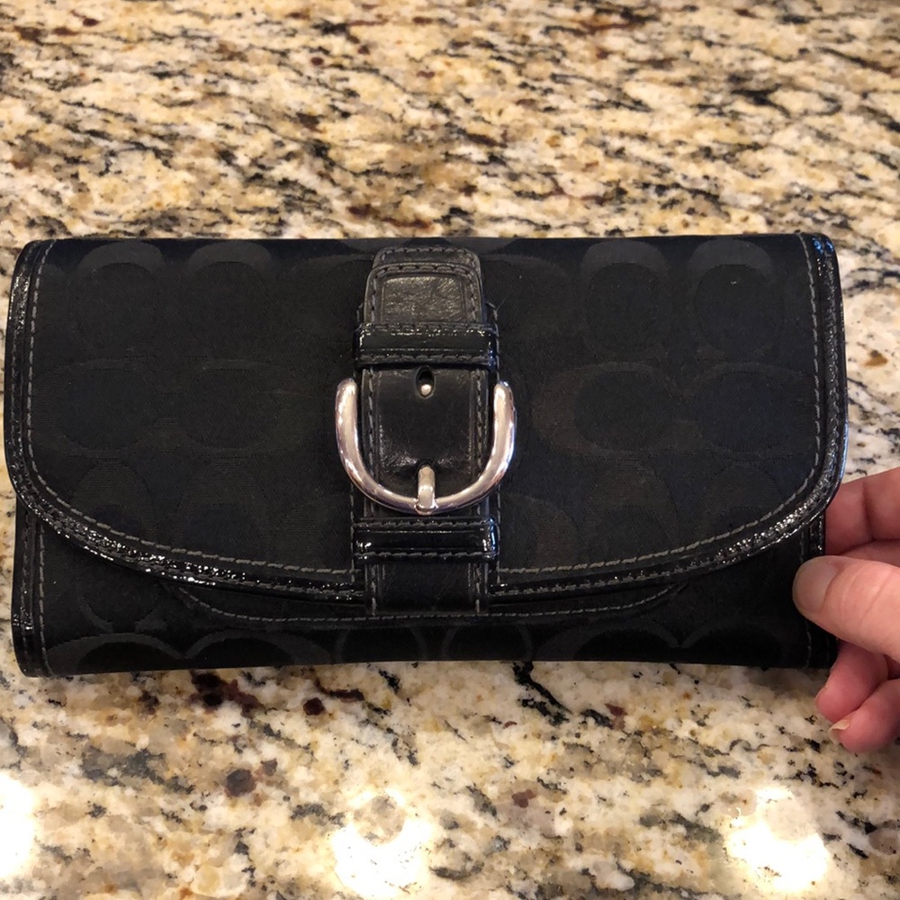 COACH Signature Checkbook Wallet
